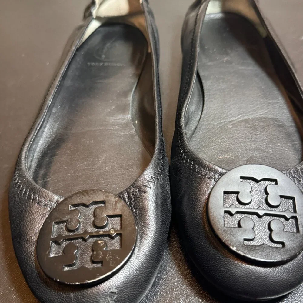 Tory Burch size 7.5 black flats